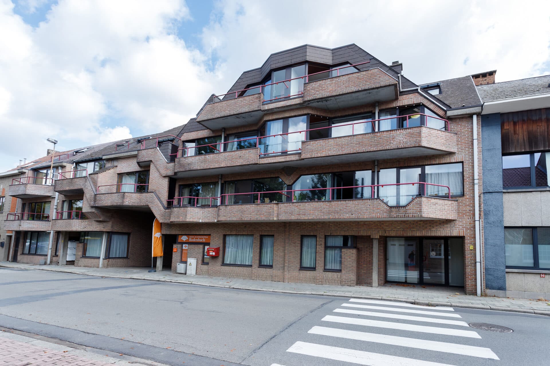 Exterieur in Rodenbach, Denderleeuw