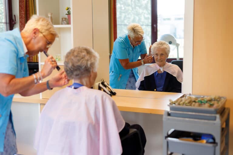 Dagelijks leven in Nethehof, Balen